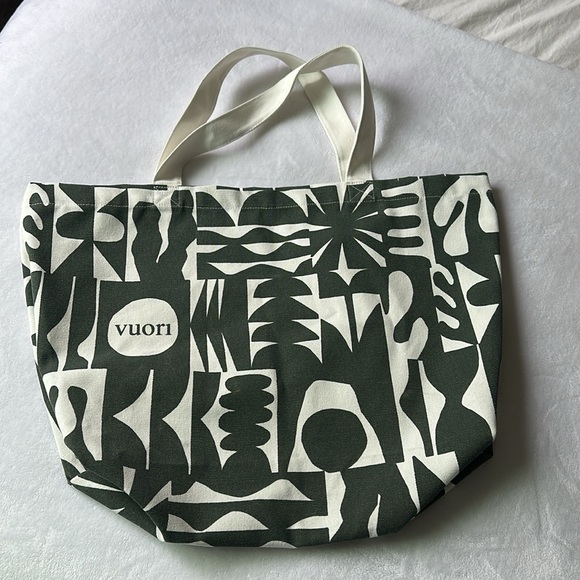 NWOT Vuori Extra Large Canvas Tote - Picture 2 of 10